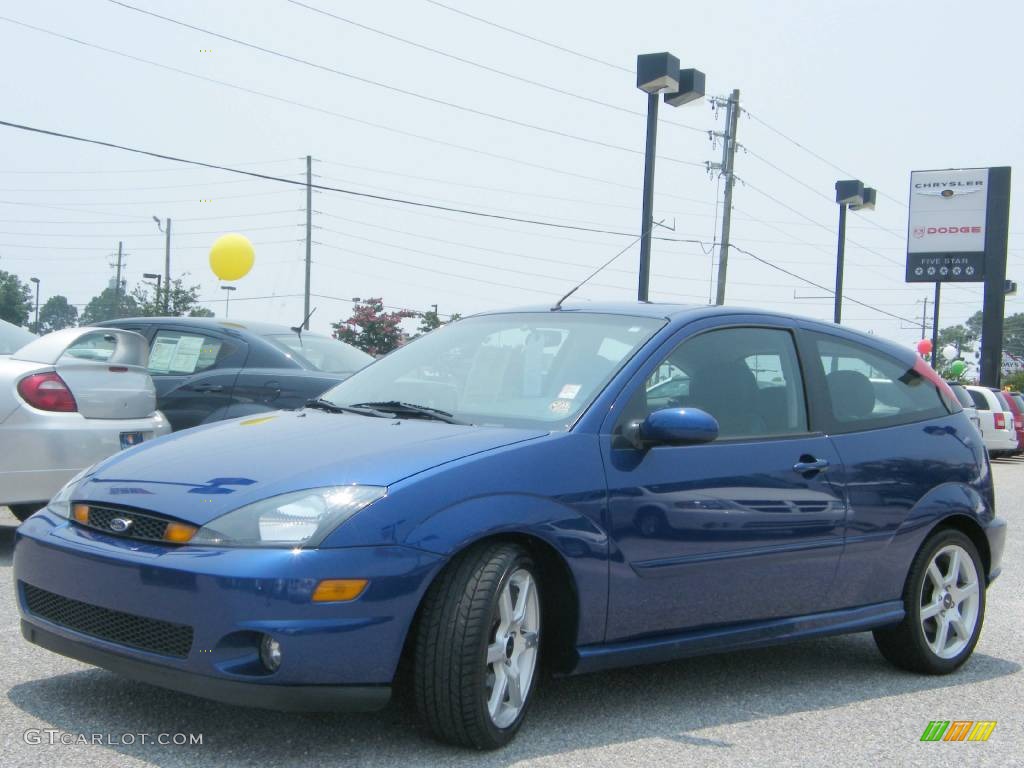 2004 Focus SVT Coupe - Sonic Blue Metallic / Black/Blue photo #1