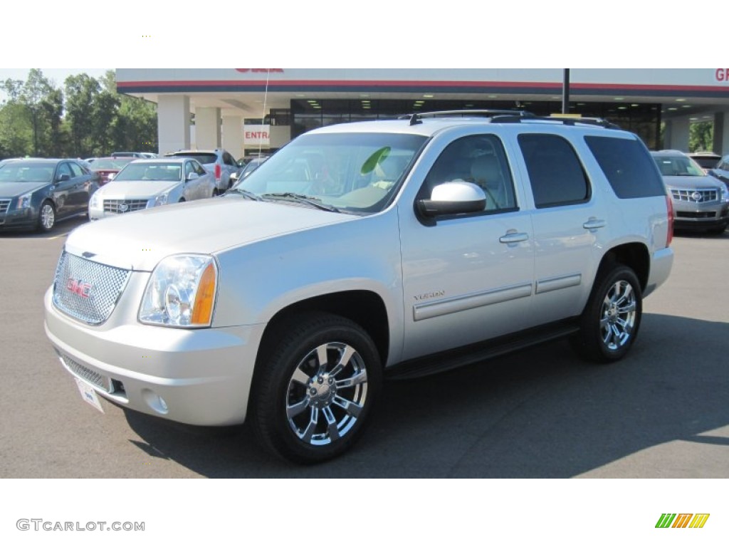 2010 Yukon SLT 4x4 - Pure Silver Metallic / Light Titanium photo #1