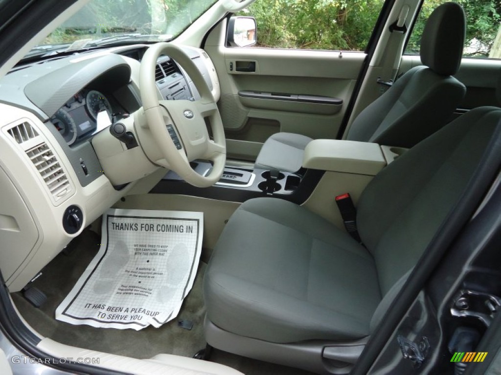 2009 Escape XLS 4WD - Sterling Grey Metallic / Stone photo #9