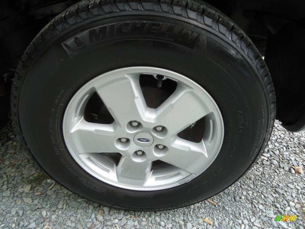 2009 Ford Escape XLS 4WD Wheel Photo #53754882