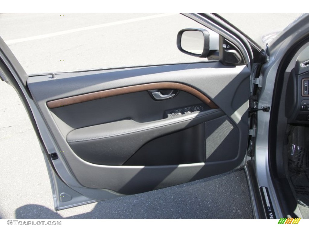 2011 Volvo S80 T6 AWD Door Panel Photos