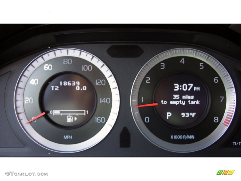 2011 Volvo S80 T6 AWD Gauges Photos