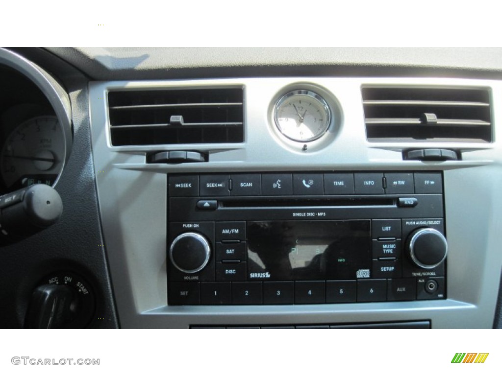 2007 Chrysler Sebring Limited Sedan Audio System Photo #53757218