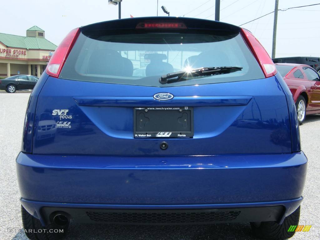 2004 Focus SVT Coupe - Sonic Blue Metallic / Black/Blue photo #11