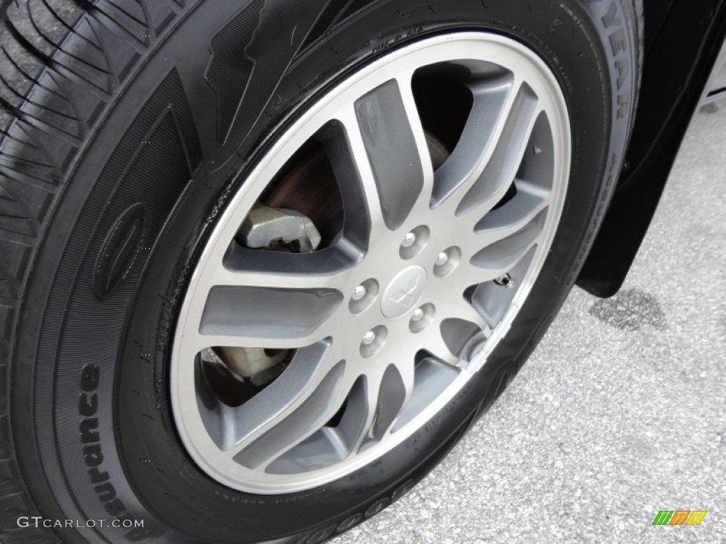 2008 Mitsubishi Endeavor SE Wheel Photos