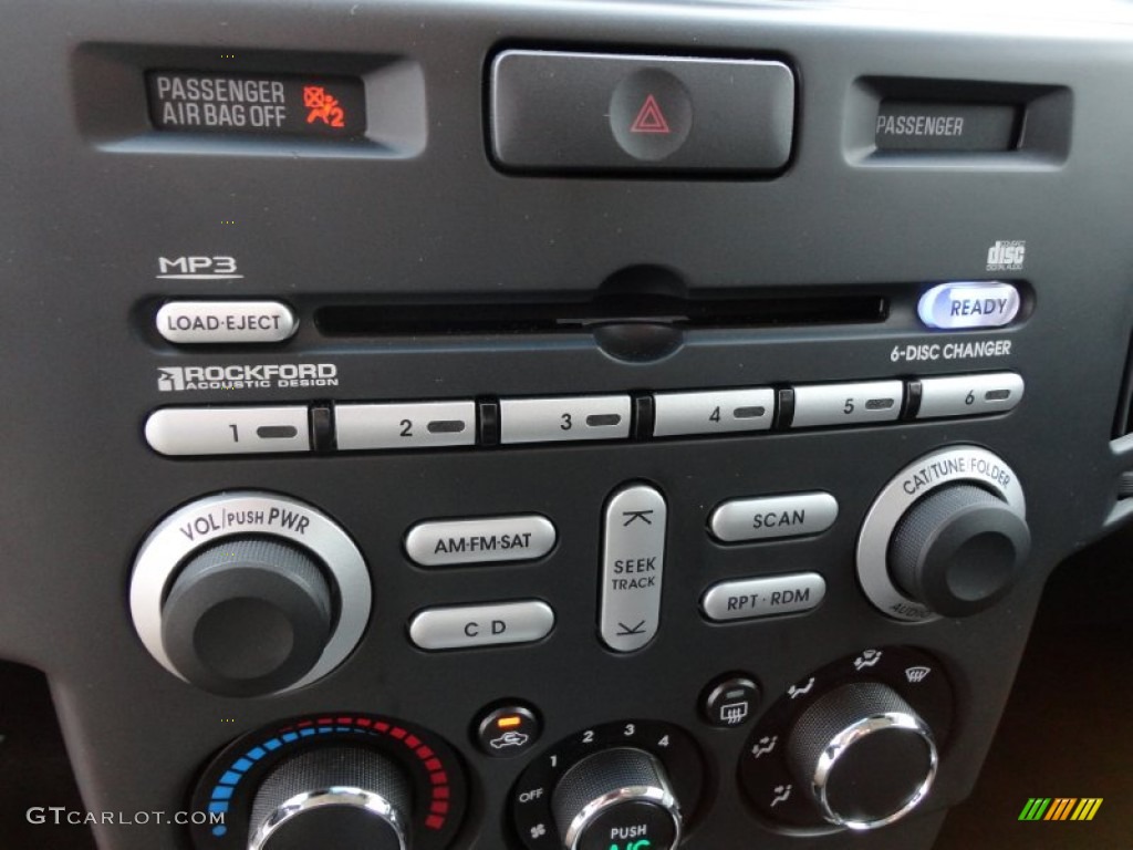 2008 Mitsubishi Endeavor SE Audio System Photos