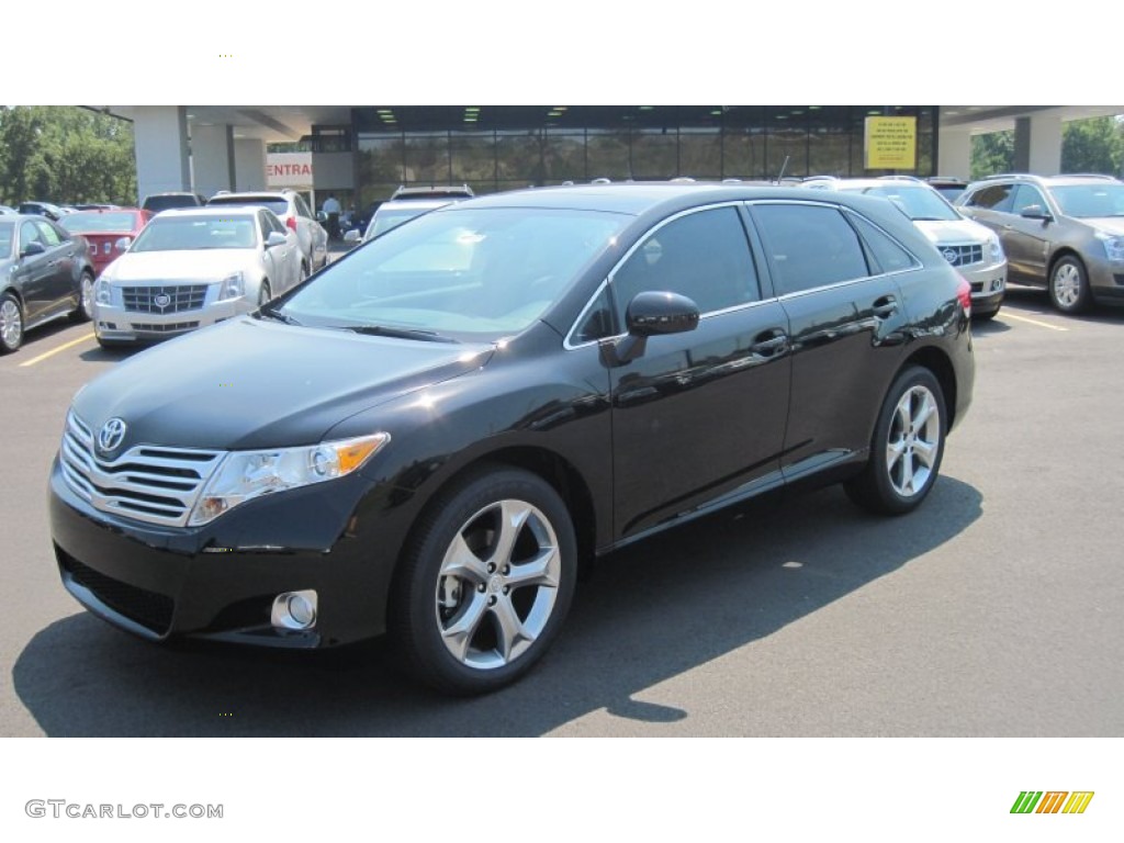 2011 Venza V6 - Black / Ivory photo #1