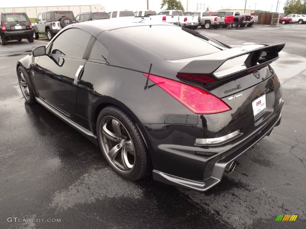 2007 350Z NISMO Coupe - Magnetic Black Pearl / Carbon/Red photo #7