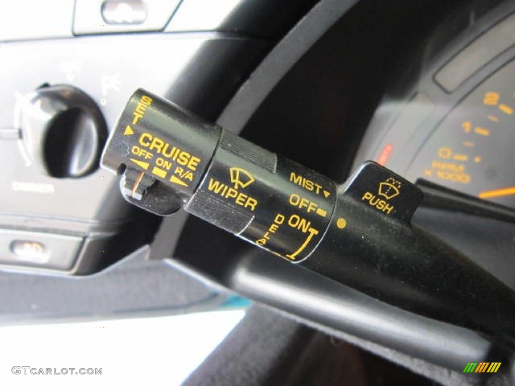 1992 Chevrolet Corvette Convertible Controls Photo #53763914