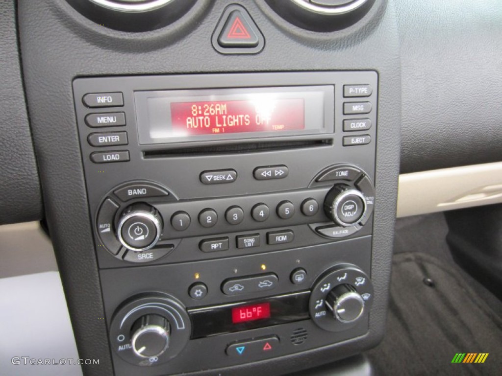 2006 Pontiac G6 GTP Convertible Audio System Photos