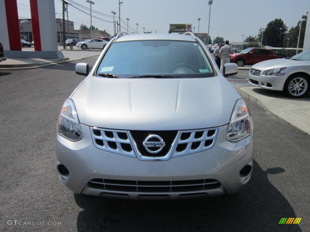 2011 Rogue SV AWD - Silver Ice Metallic / Gray photo #2