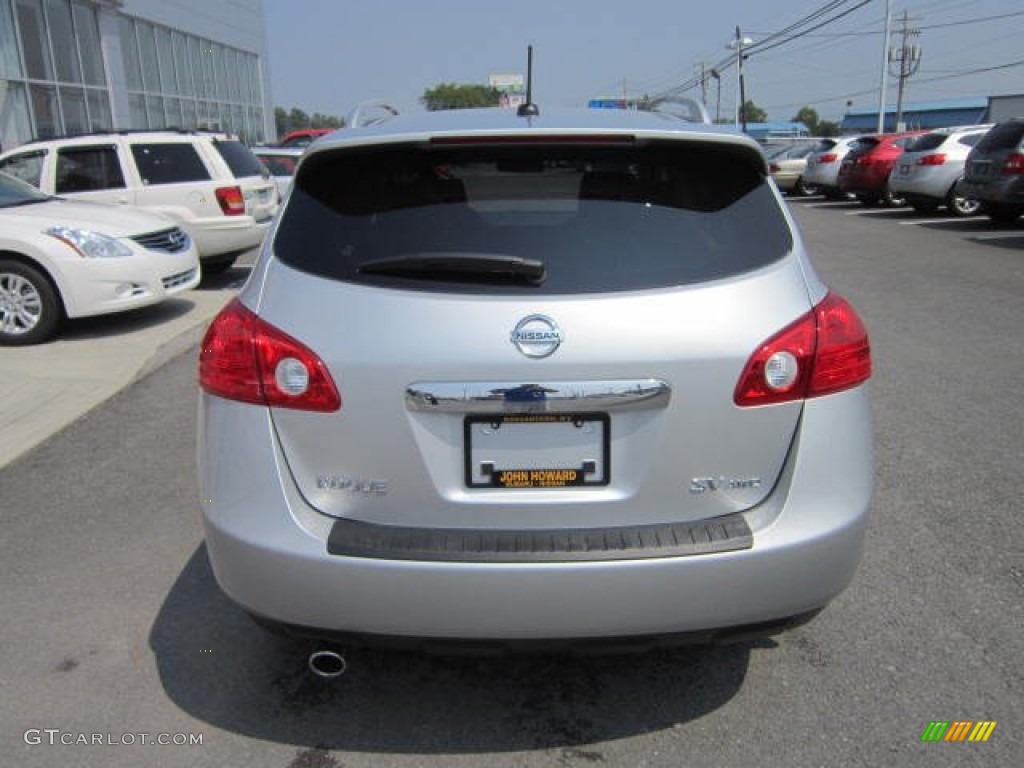 2011 Rogue SV AWD - Silver Ice Metallic / Gray photo #6