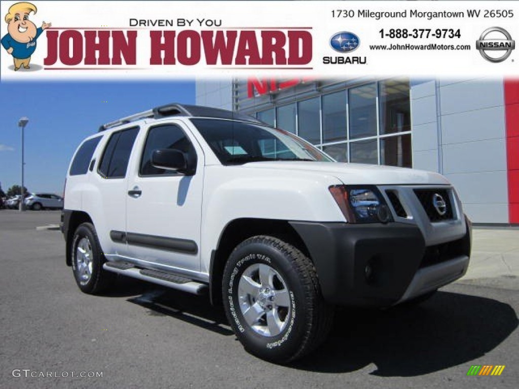 2011 Xterra S 4x4 - Avalanche White / Gray photo #1