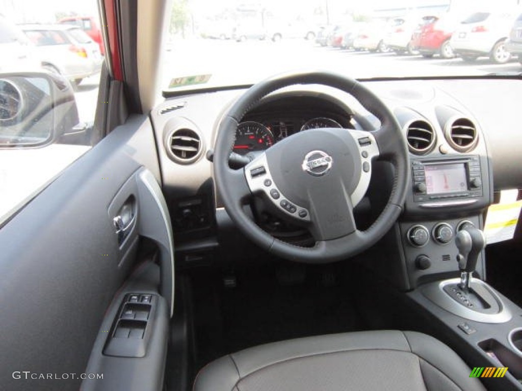 2011 Rogue SL AWD - Cayenne Red / Black photo #14