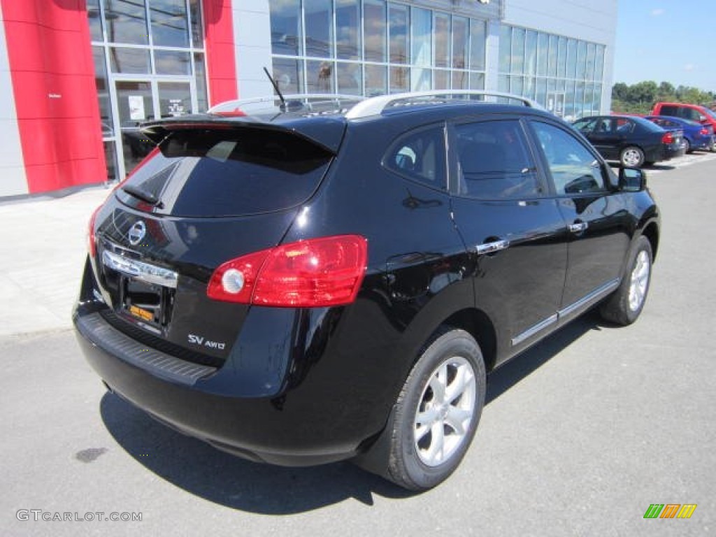 2011 Rogue SV AWD - Wicked Black / Black photo #7