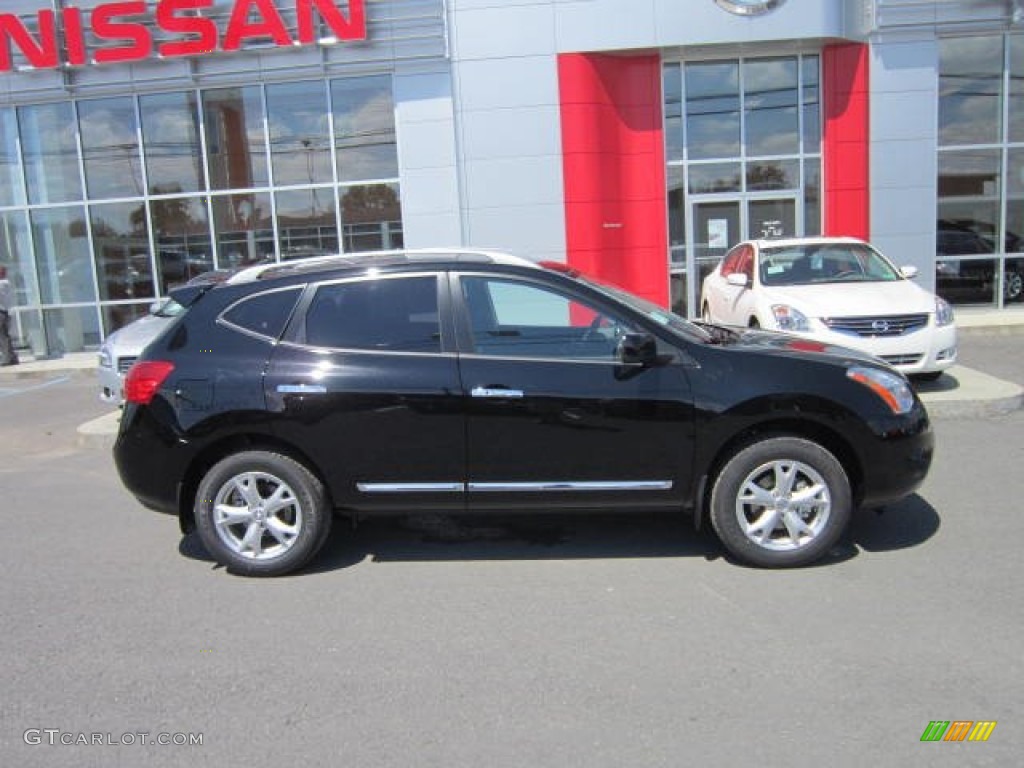 2011 Rogue SV AWD - Wicked Black / Black photo #8