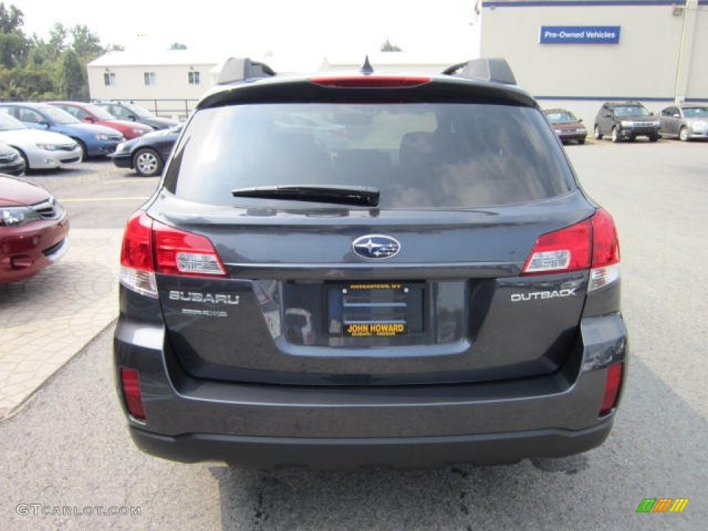 2011 Outback 2.5i Premium Wagon - Graphite Gray Metallic / Off Black photo #6