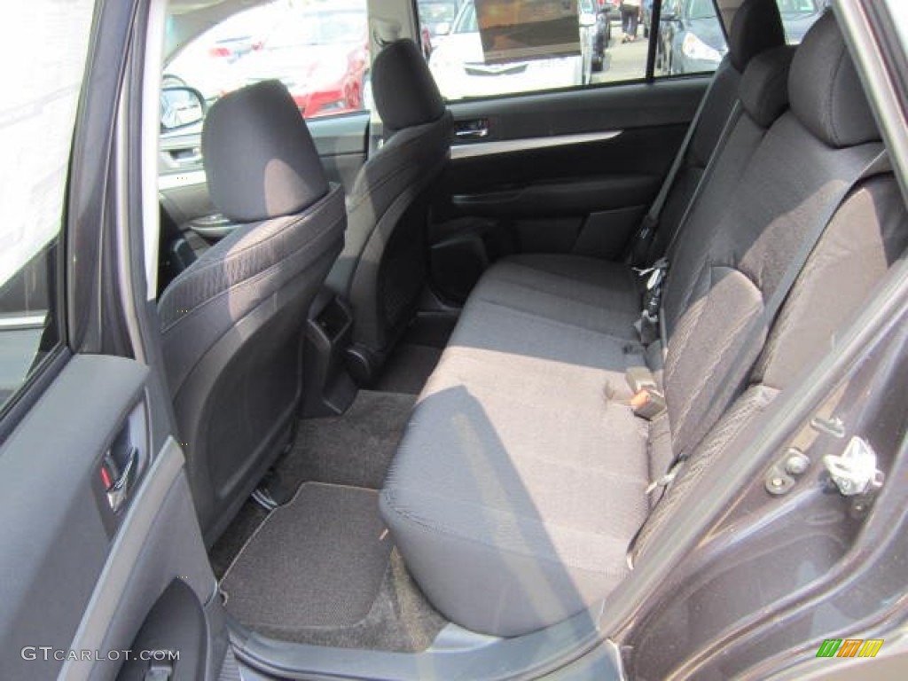 2011 Outback 2.5i Premium Wagon - Graphite Gray Metallic / Off Black photo #13