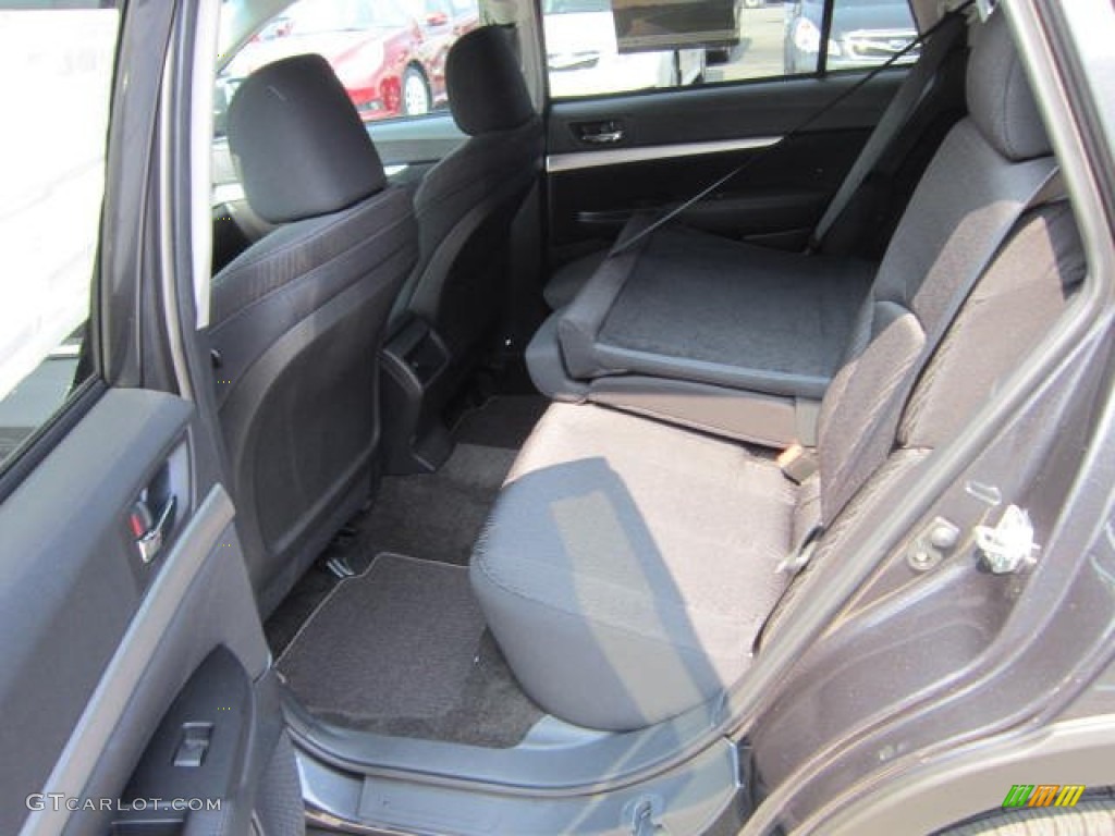 2011 Outback 2.5i Premium Wagon - Graphite Gray Metallic / Off Black photo #13
