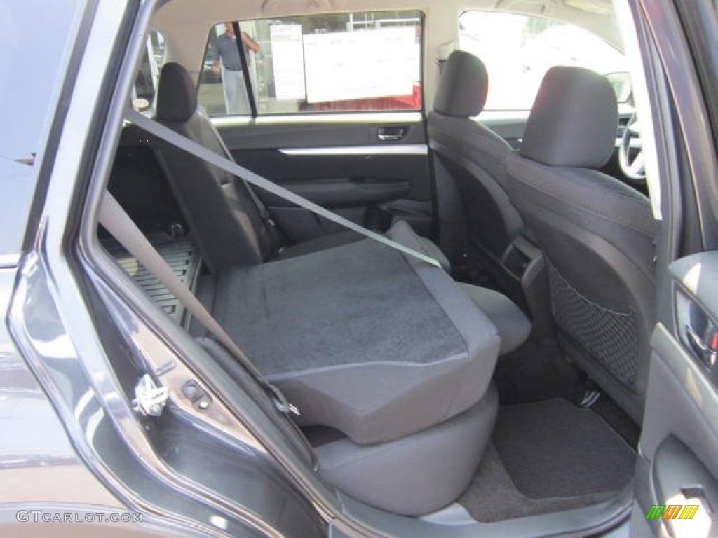 2011 Outback 2.5i Premium Wagon - Graphite Gray Metallic / Off Black photo #16