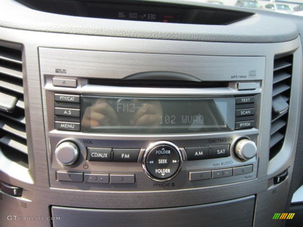 2011 Outback 2.5i Premium Wagon - Graphite Gray Metallic / Off Black photo #19