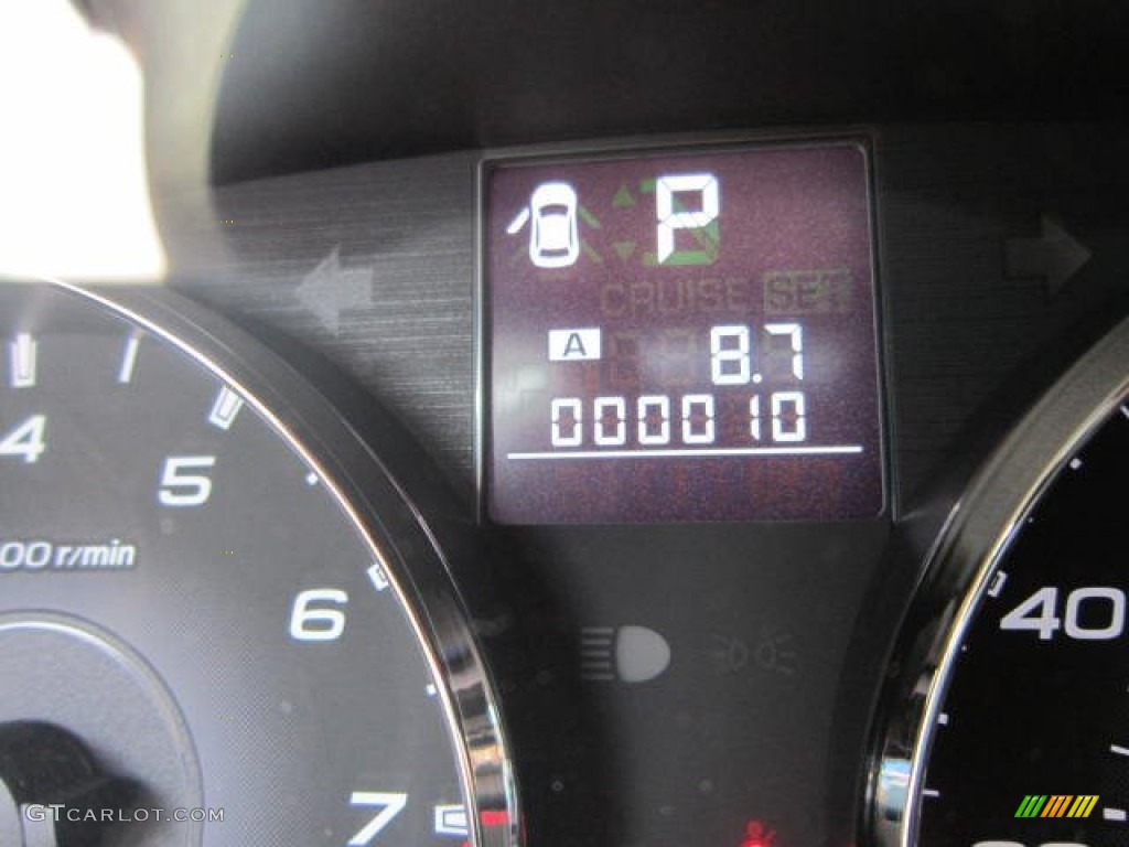 2011 Outback 2.5i Premium Wagon - Graphite Gray Metallic / Off Black photo #20