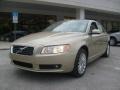 2008 Shimmer Gold Metallic Volvo S80 3.2  photo #2