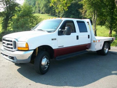 1999 Ford F550 Super Duty XLT Regular Cab 4x4 Flat Bed Data, Info and Specs