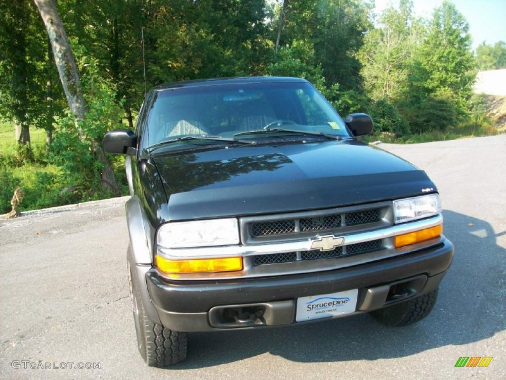 1999 S10 LS Extended Cab 4x4 - Onyx Black / Graphite photo #4
