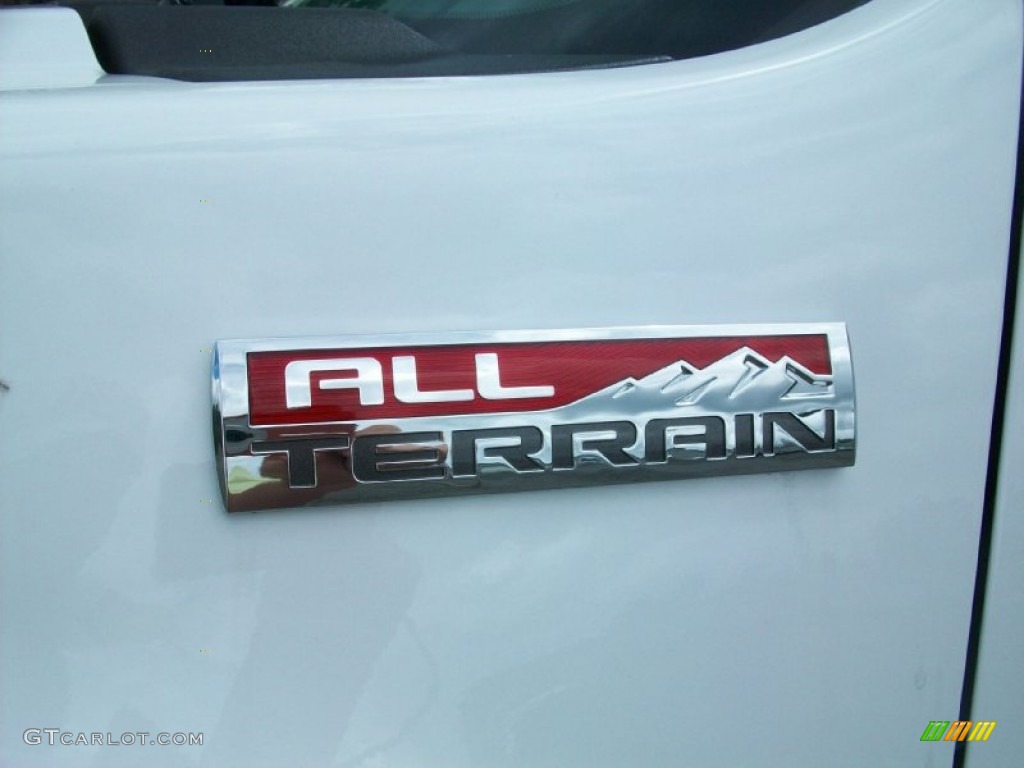 2011 Sierra 1500 SLE Extended Cab 4x4 - Summit White / Ebony photo #4