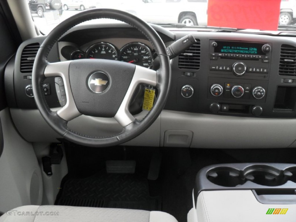 2009 Silverado 1500 LT Crew Cab 4x4 - Victory Red / Light Titanium photo #15