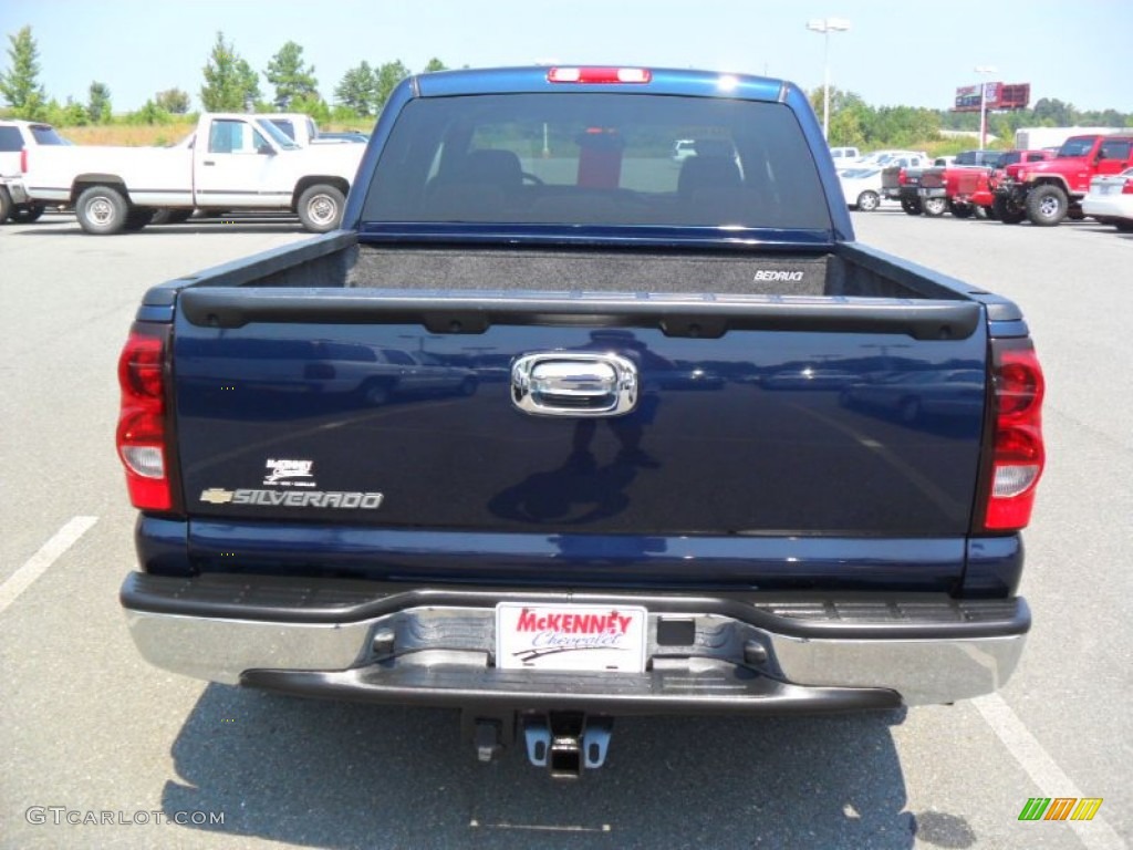 2006 Silverado 1500 LS Crew Cab - Dark Blue Metallic / Dark Charcoal photo #3