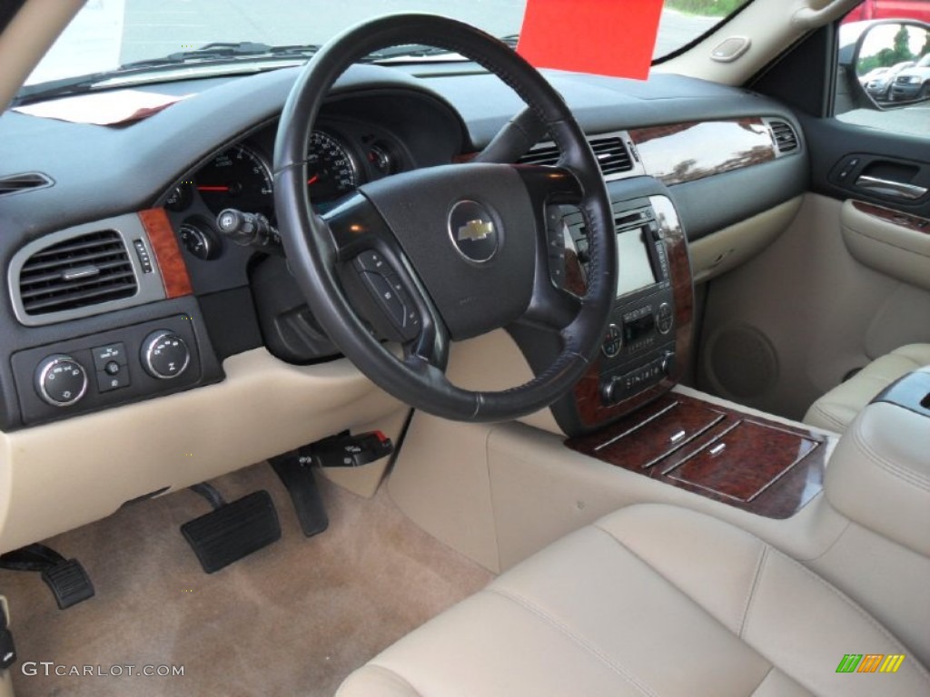 Light Cashmere/Ebony Interior 2008 Chevrolet Suburban 1500 LTZ 4x4 Photo #53774409