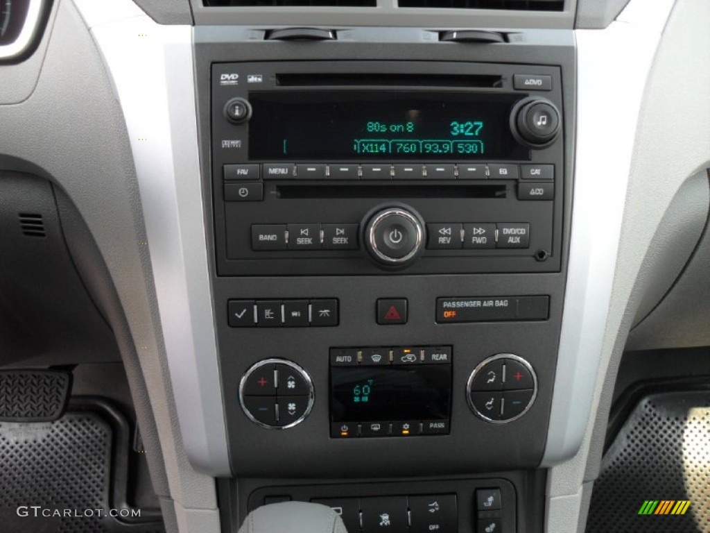 2012 Chevrolet Traverse LT Controls Photo #53775298