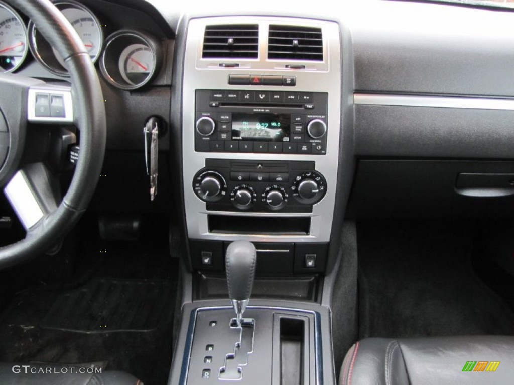2009 Dodge Charger R/T Controls Photo #53777482