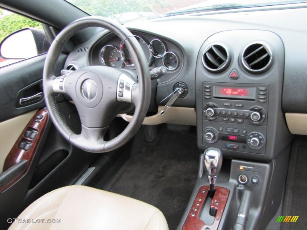 2007 Pontiac G6 GT Convertible Light Taupe Steering Wheel Photo #53778529