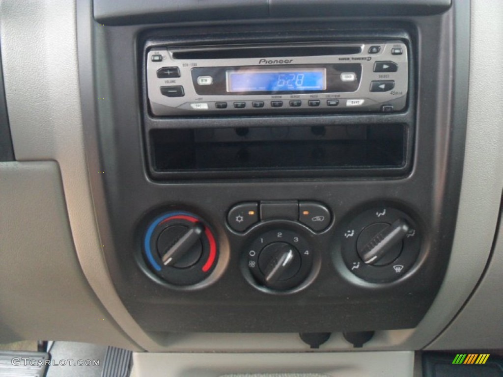 2005 Chevrolet Colorado Extended Cab Audio System Photo #53779678