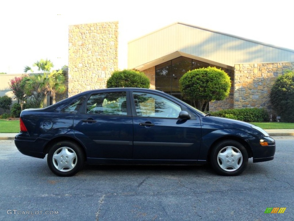 2003 Focus LX Sedan - Twilight Blue Metallic / Medium Graphite photo #3