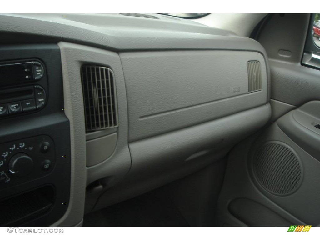 2005 Ram 1500 SLT Quad Cab 4x4 - Bright Silver Metallic / Dark Slate Gray photo #25