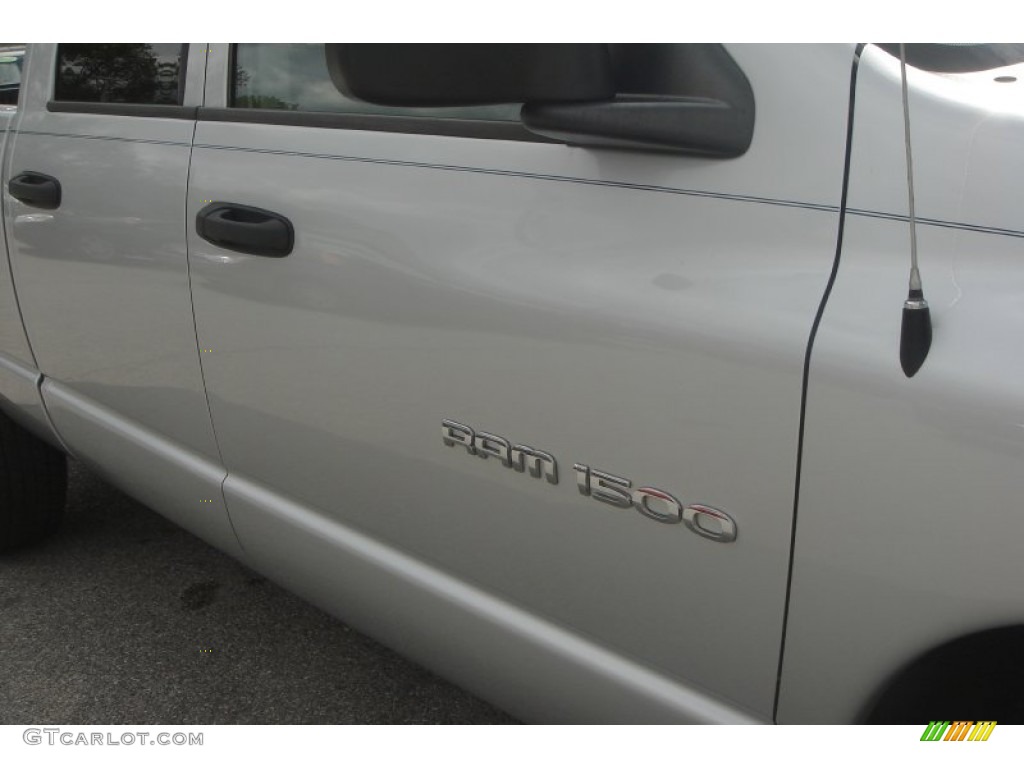 2005 Ram 1500 SLT Quad Cab 4x4 - Bright Silver Metallic / Dark Slate Gray photo #33