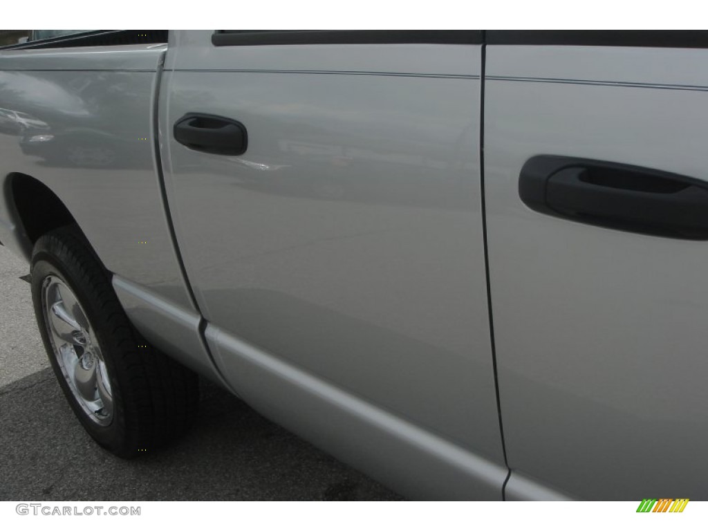 2005 Ram 1500 SLT Quad Cab 4x4 - Bright Silver Metallic / Dark Slate Gray photo #34