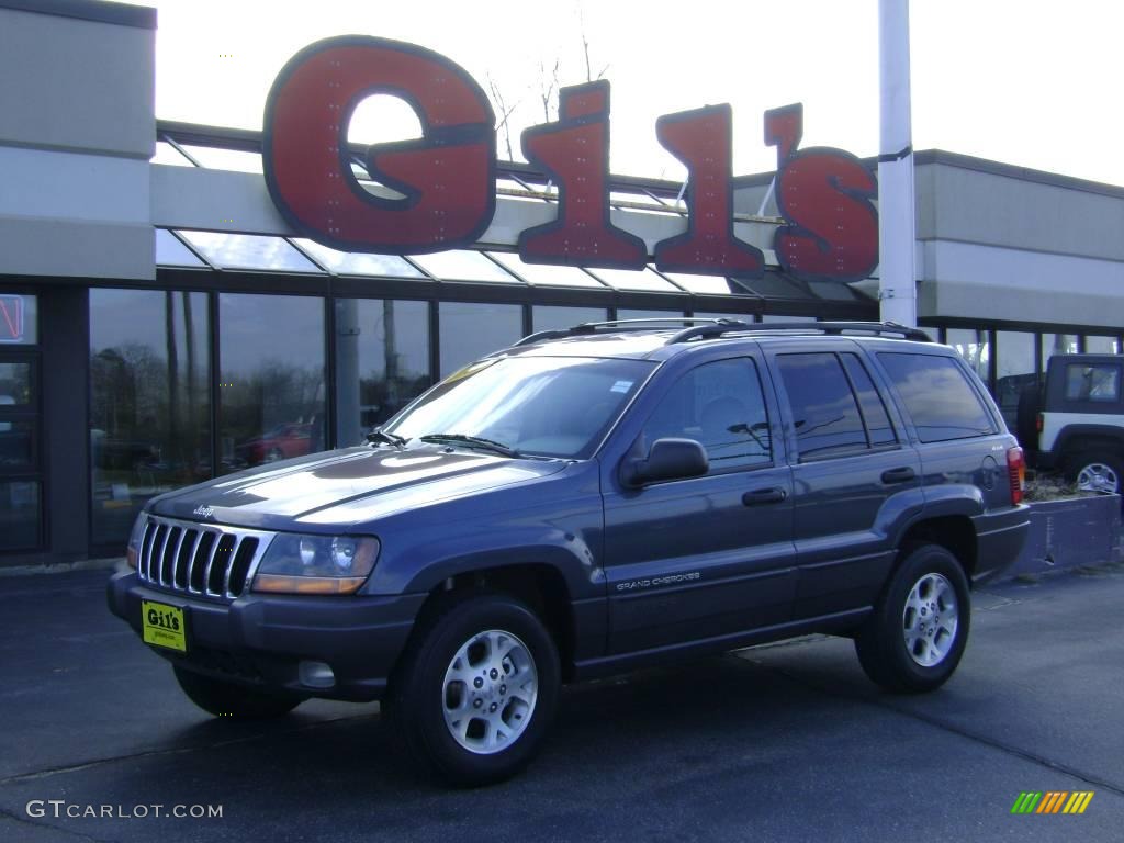 Steel Blue Pearl Jeep Grand Cherokee