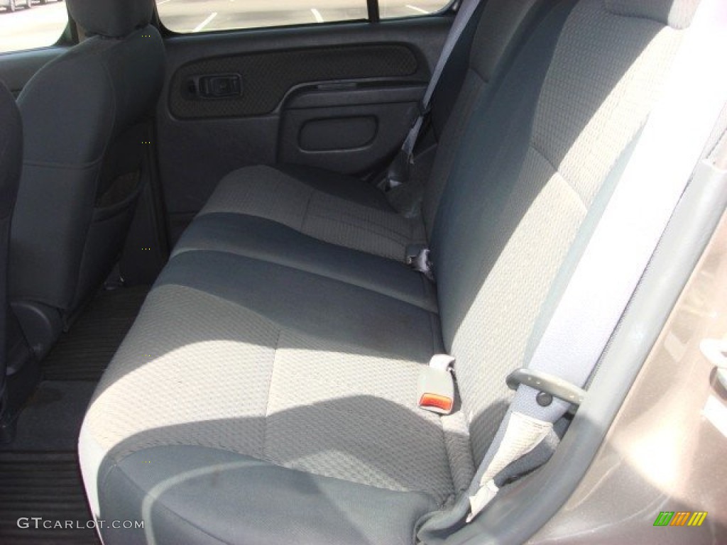 2004 Xterra XE 4x4 - Granite Metallic / Gray photo #10