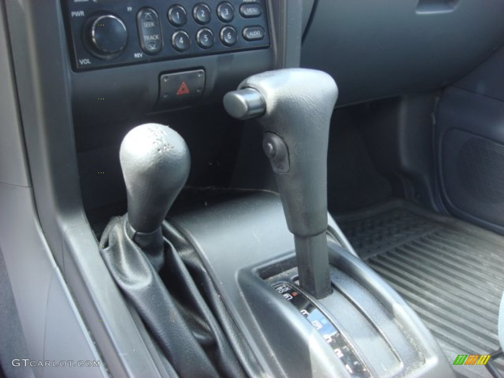 2004 Xterra XE 4x4 - Granite Metallic / Gray photo #16