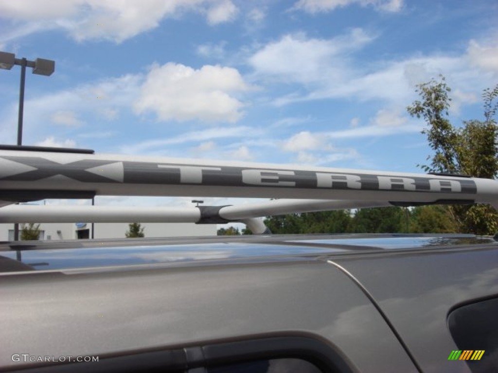 2004 Xterra XE 4x4 - Granite Metallic / Gray photo #21
