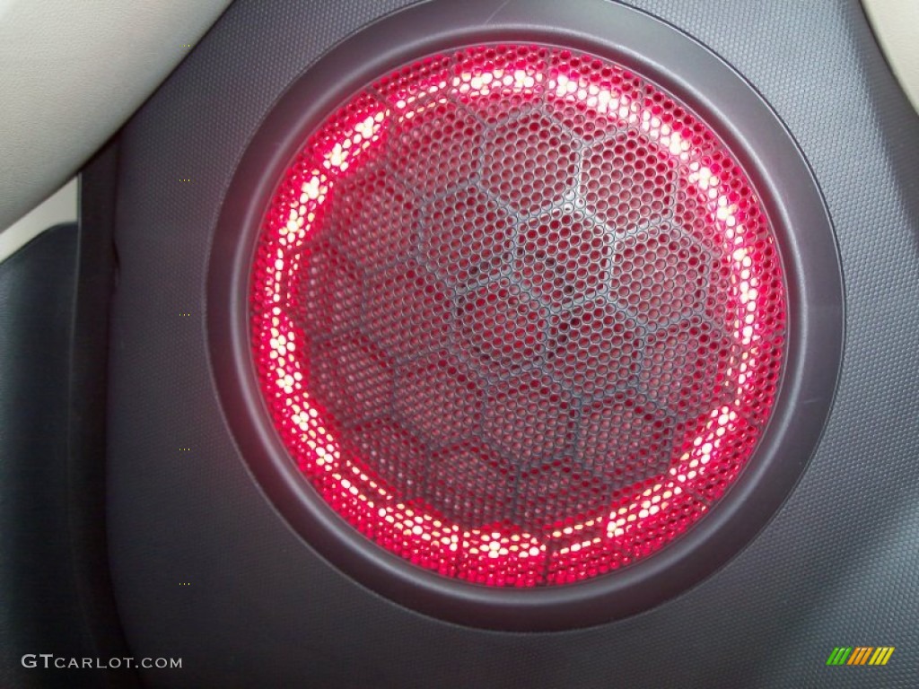 2010 Soul ! - Alien Green / Sand/Black Houndstooth Cloth photo #15