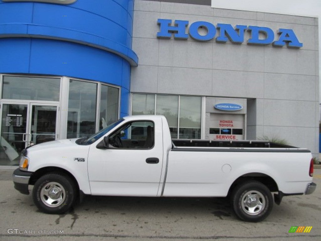 2002 F150 XL Regular Cab - Oxford White / Medium Parchment photo #3