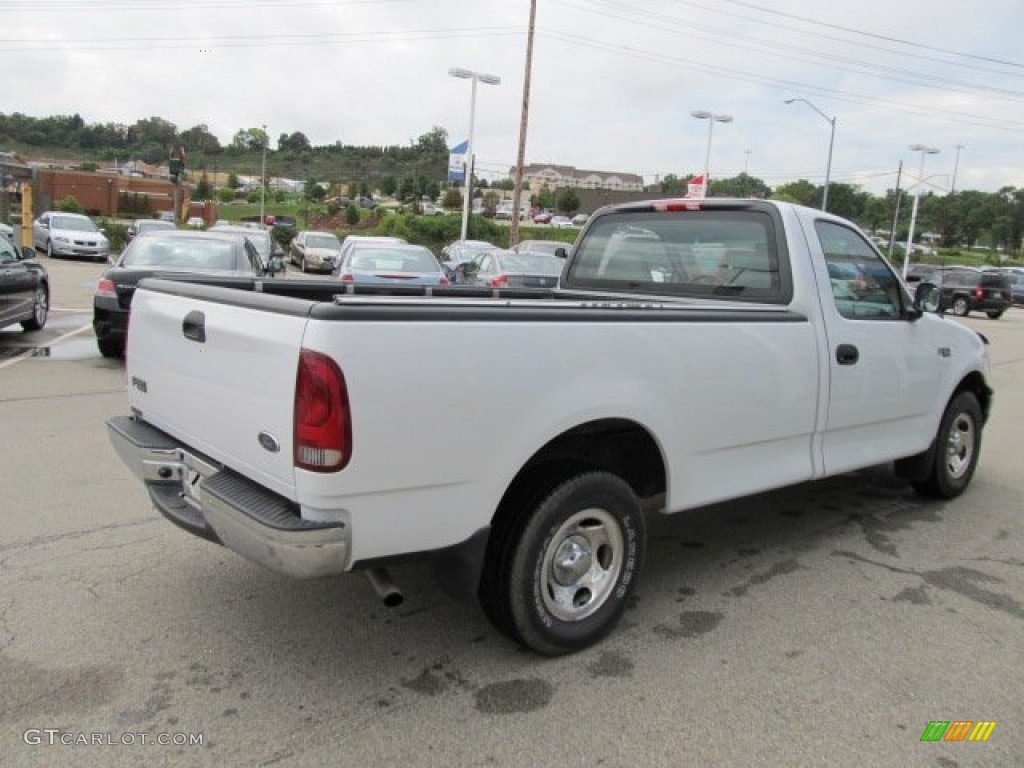 2002 F150 XL Regular Cab - Oxford White / Medium Parchment photo #7