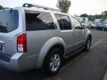 2008 Silver Lightning Nissan Pathfinder SE 4x4  photo #9