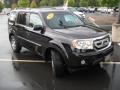 Formal Black - Pilot Touring 4WD Photo No. 5